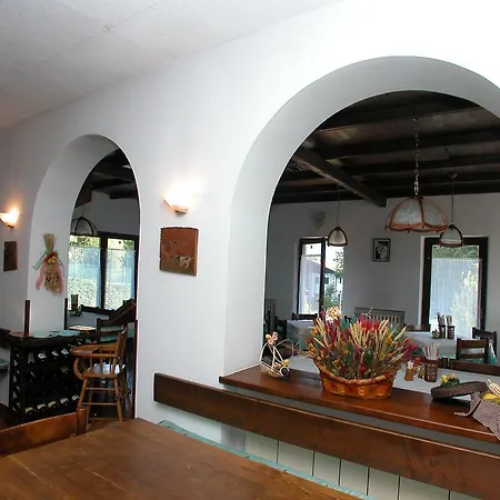 Hotel Maroni